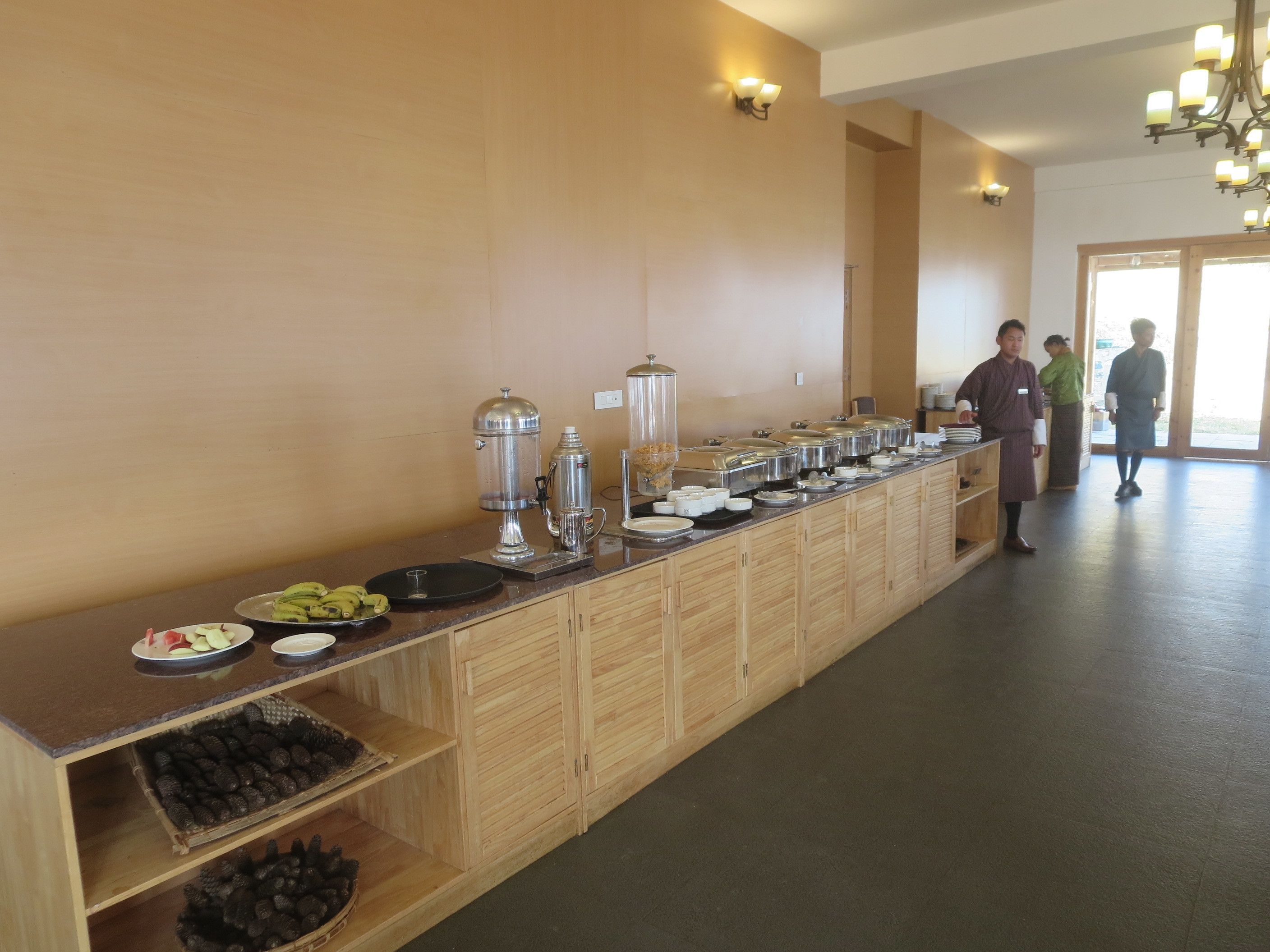 Petit déjeuner continental (450 INR par personne)