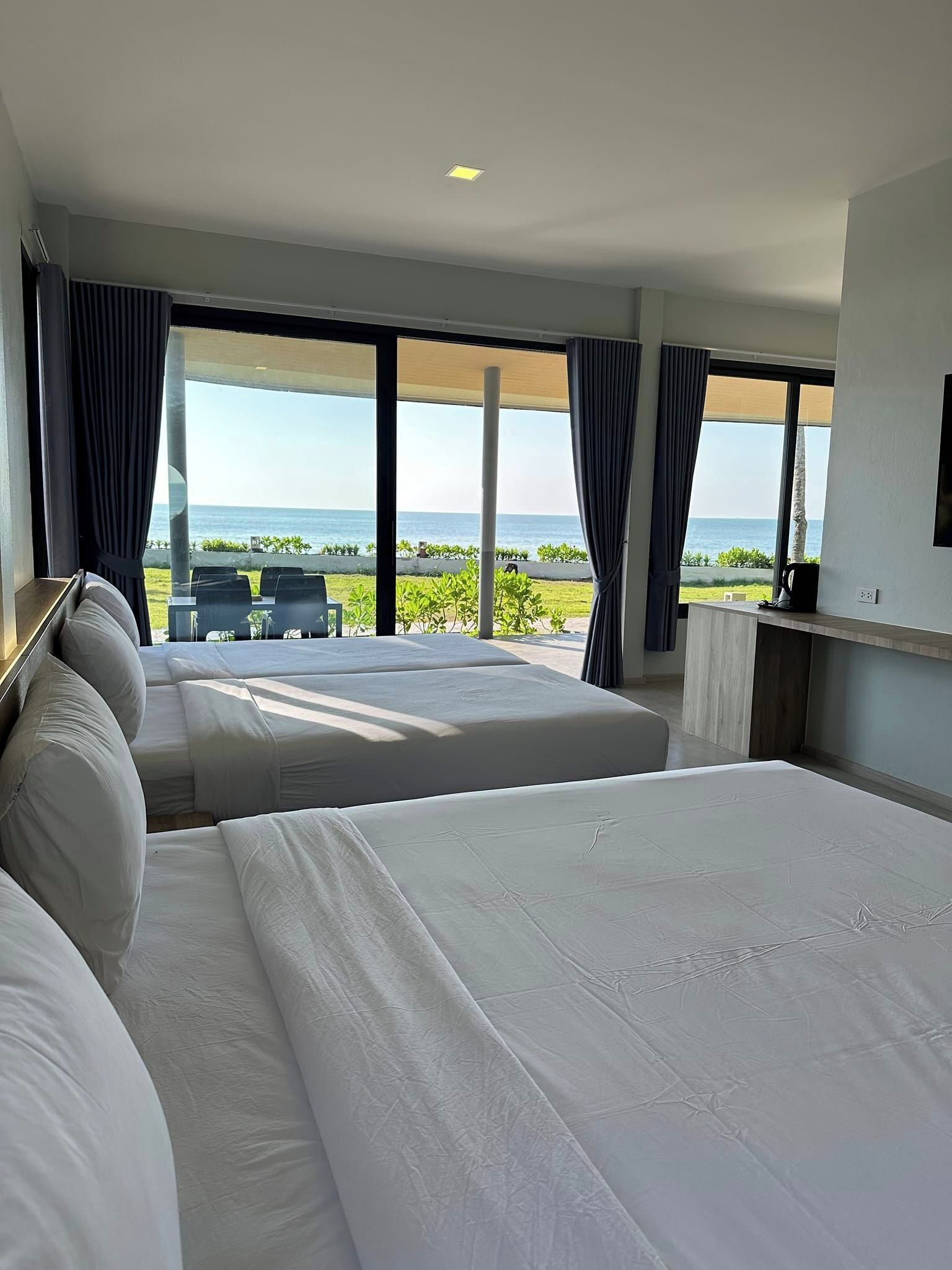 Grand Beach Front Villa | สิ่งอำนวยความสะดวกในห้องพัก