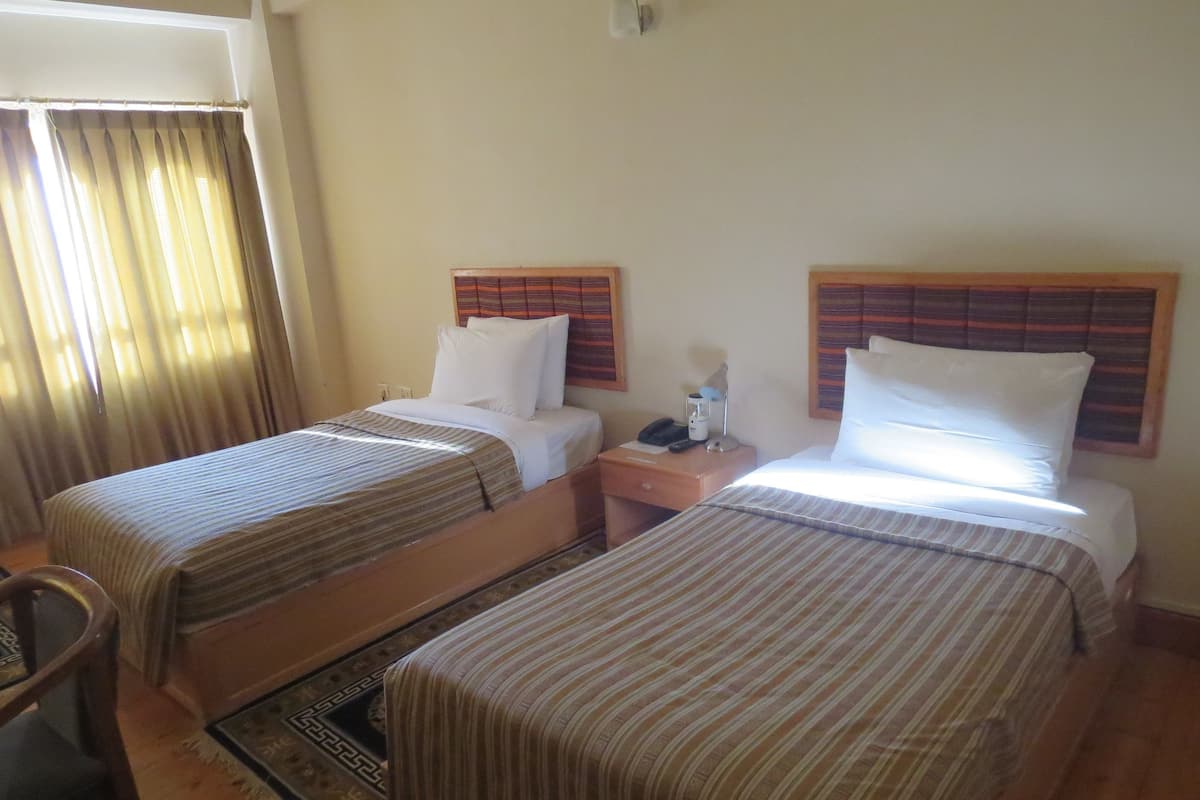 Chambre Standard Double ou avec lits jumeaux | Coffres-forts dans les chambres, lits pliants/supplémentaires