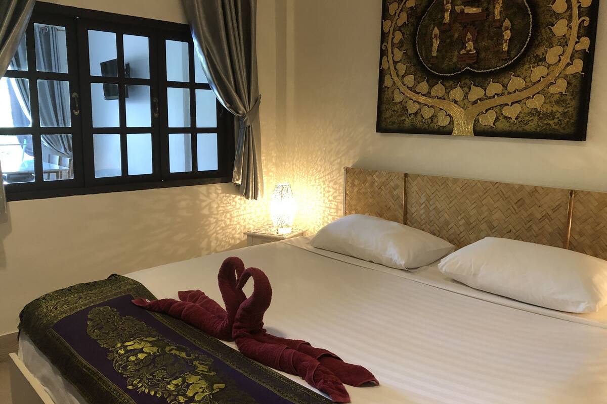 1 habitación y ropa de cama de alta calidad