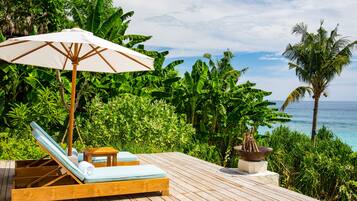 Villa, 1 Schlafzimmer, Meerblick (Kasambi, Shared Plunge Pool) | Terrasse/Patio