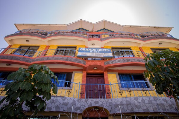 Fachada da propriedade