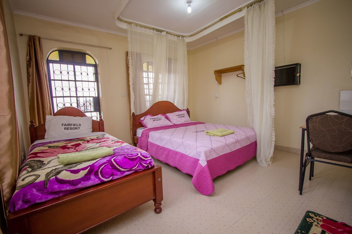 Standard Twin Room | In-room safe, desk, free WiFi