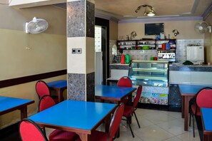 Restaurant - Global Palace Hotel (Mombasa)