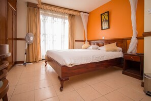 Deluxe Double Room, Pool View | Desk, free WiFi