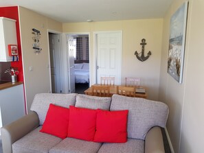 Chalet, 2 Bedrooms (Gold)