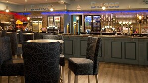 Bar (en el alojamiento)