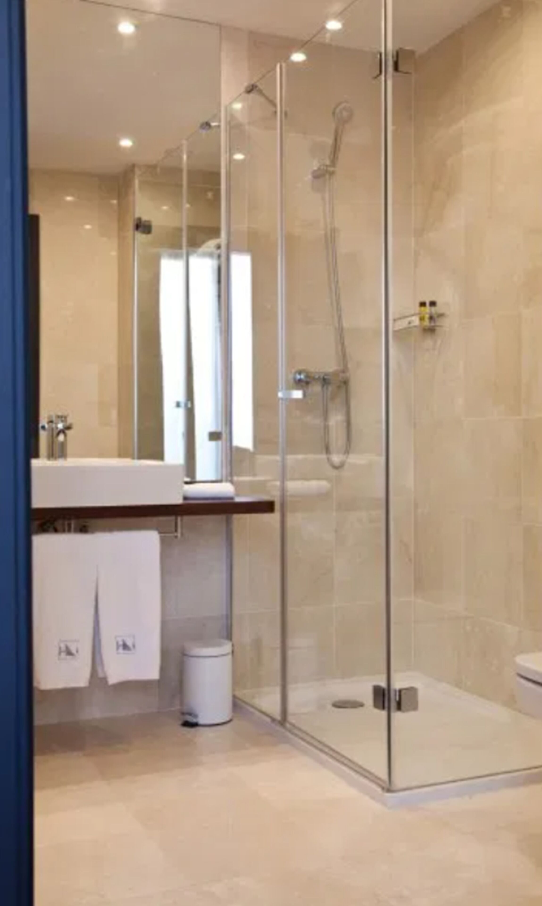 superior triple room, balcony | bathroom | shower, free toiletries, hair dryer, towels