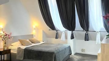 Classic Studio Suite, 1 Bedroom (35 Pisa) | 1 bedroom, iron/ironing board, free WiFi, bed sheets