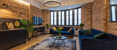 Loft Deluxe | Salle de séjour | Télévision