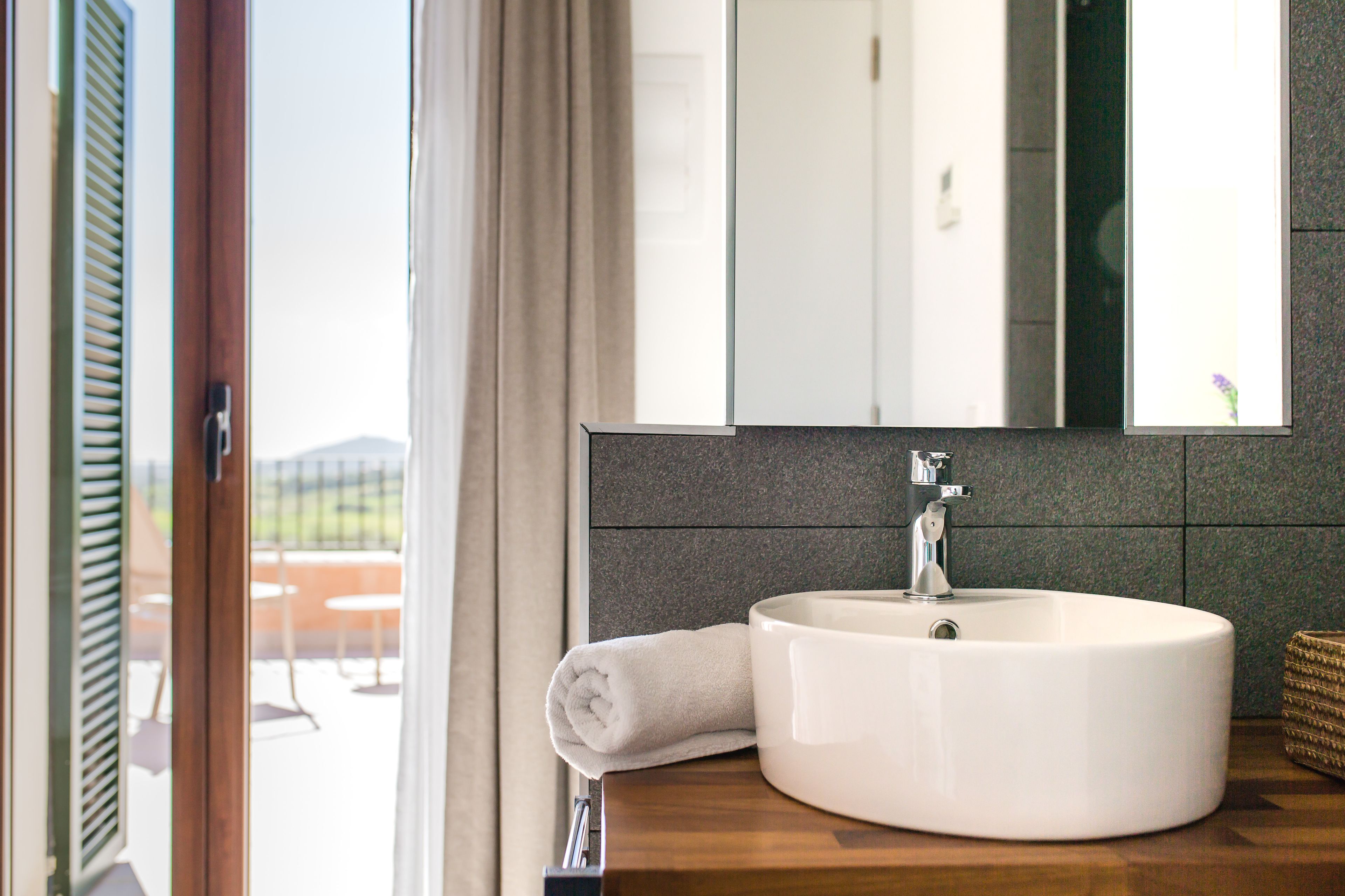 double room, terrace | bathroom | free toiletries, hair dryer, bathrobes, slippers