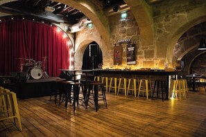 Bar (on property) - Bluesock Hostels Porto (Porto)