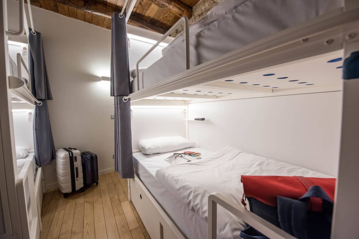 Bed in Shared Bedroom with 4 Beds | Premium bedding, in-room safe, soundproofing, free WiFi