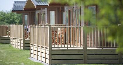Sandy Meadows Lodge Park