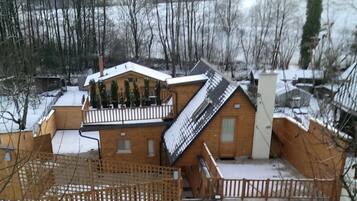 Panoramic Apartment (4) | Soundproofing, iron/ironing board, cribs/infant beds, free WiFi