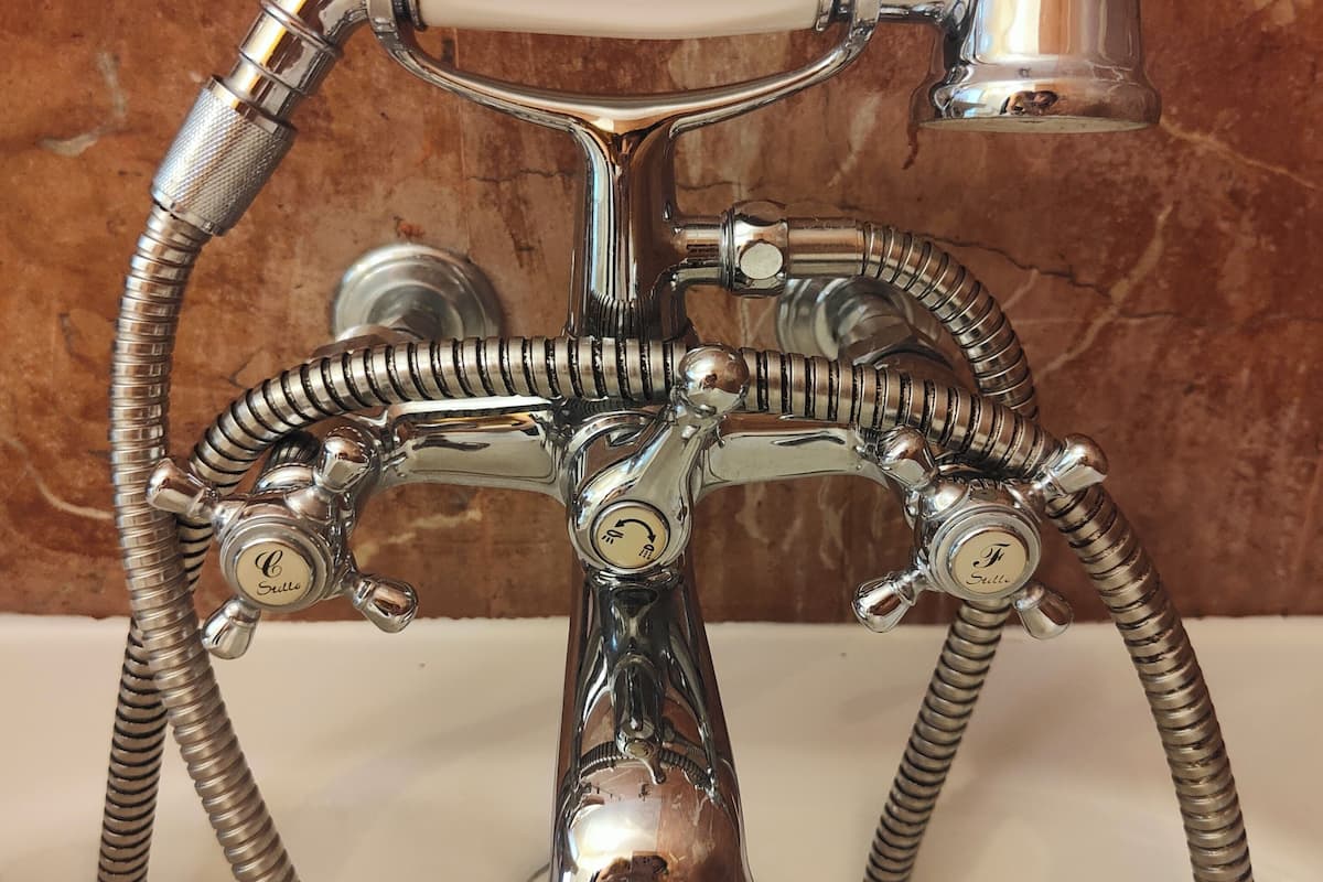 1 bedroom, premium bedding, minibar, in-room safe