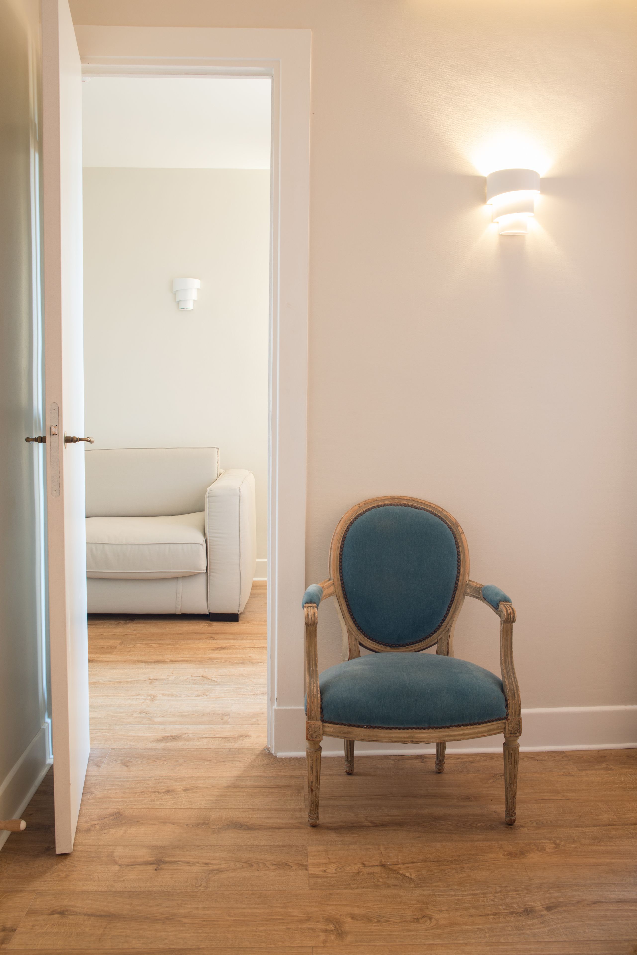 family room, 1 queen bed with sofa bed | living area | 102-cm tv with digital channels