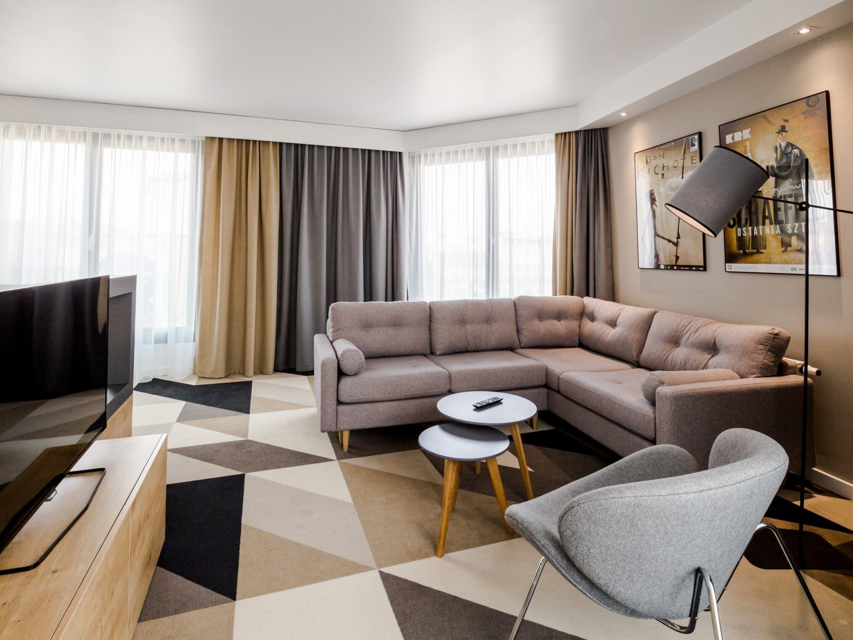 Executive Suite, 2 Bedrooms, Fireplace | Living area | Flat-screen TV