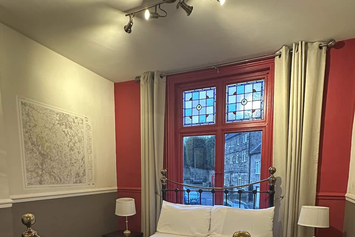 Standard Double Room | Iron/ironing board, free WiFi, bed sheets
