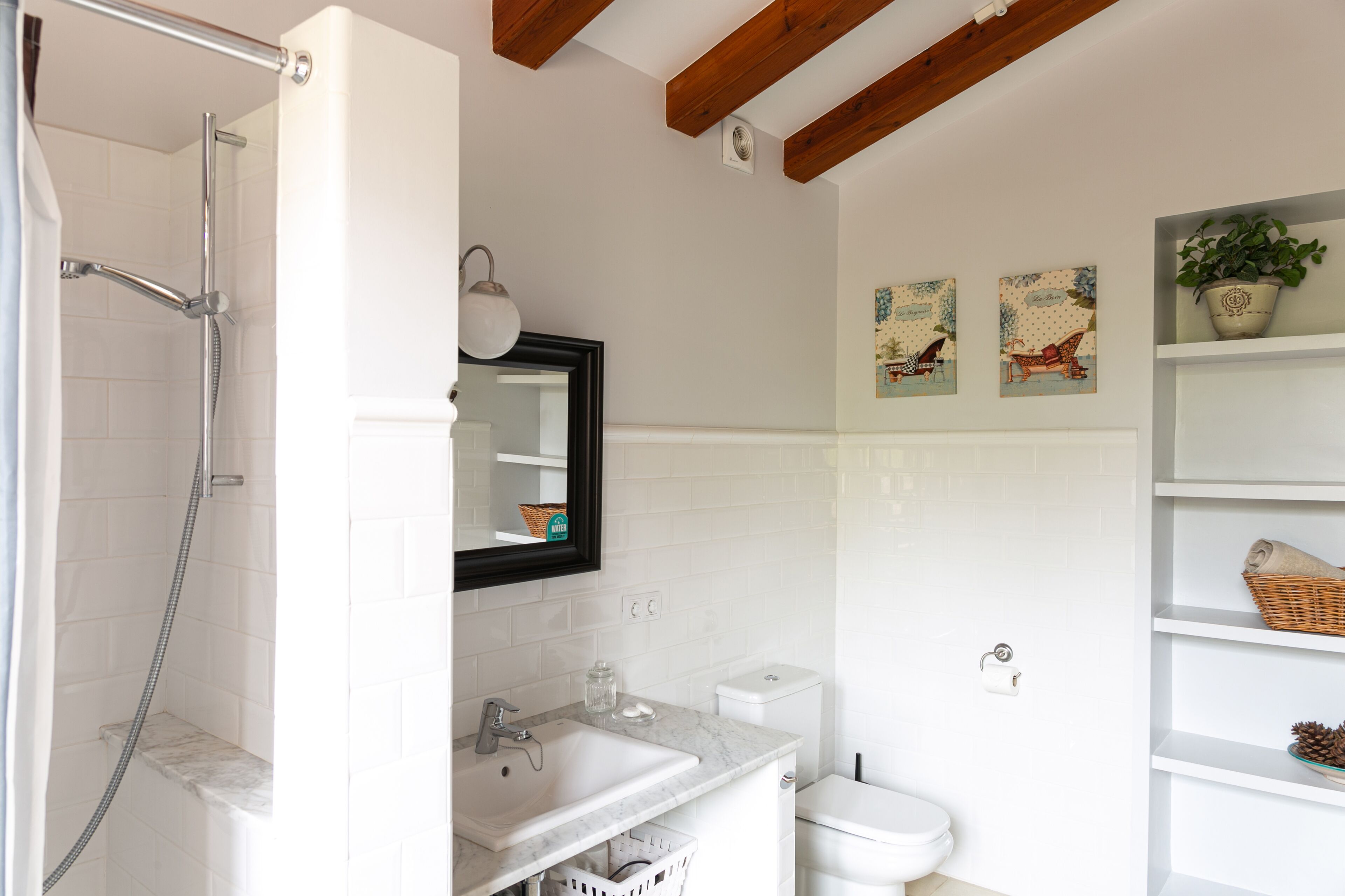 superior double room, terrace, mountain view | bathroom | free toiletries, hair dryer, towels