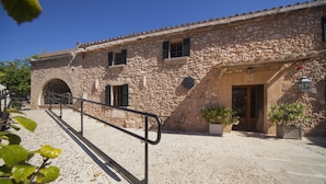 Front of property - Cal Secretari Vell (Marratxi)