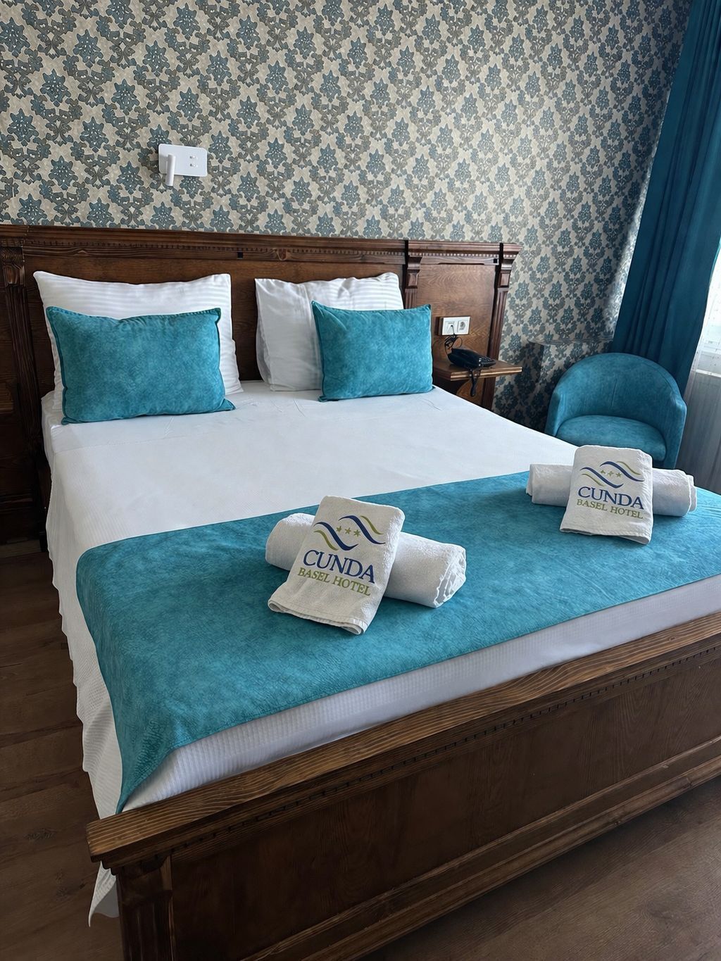 Standard Room, 1 Double Bed, Pool View | Minibar, in-room safe, iron/ironing board, free WiFi