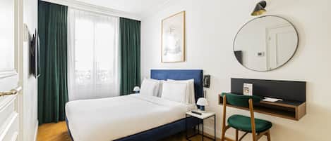 Habitación superior con 1 cama matrimonial o 2 individuales | Ropa de cama de alta calidad y decoración personalizada