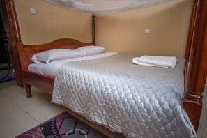 Escritorio y wifi gratis