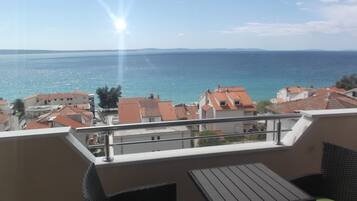 Deluxe Studio | Balcony