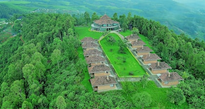 Nyungwe Top View Hotel