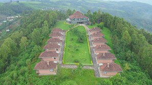 Property grounds - Nyungwe Top View Hotel (Bushekeri)
