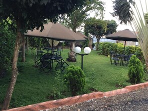 Property grounds - Oriental Palace Hotel (Embu)