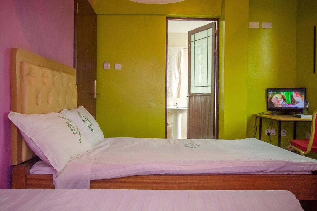 Chambre Standard Double ou avec lits jumeaux