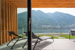 Vista al lago