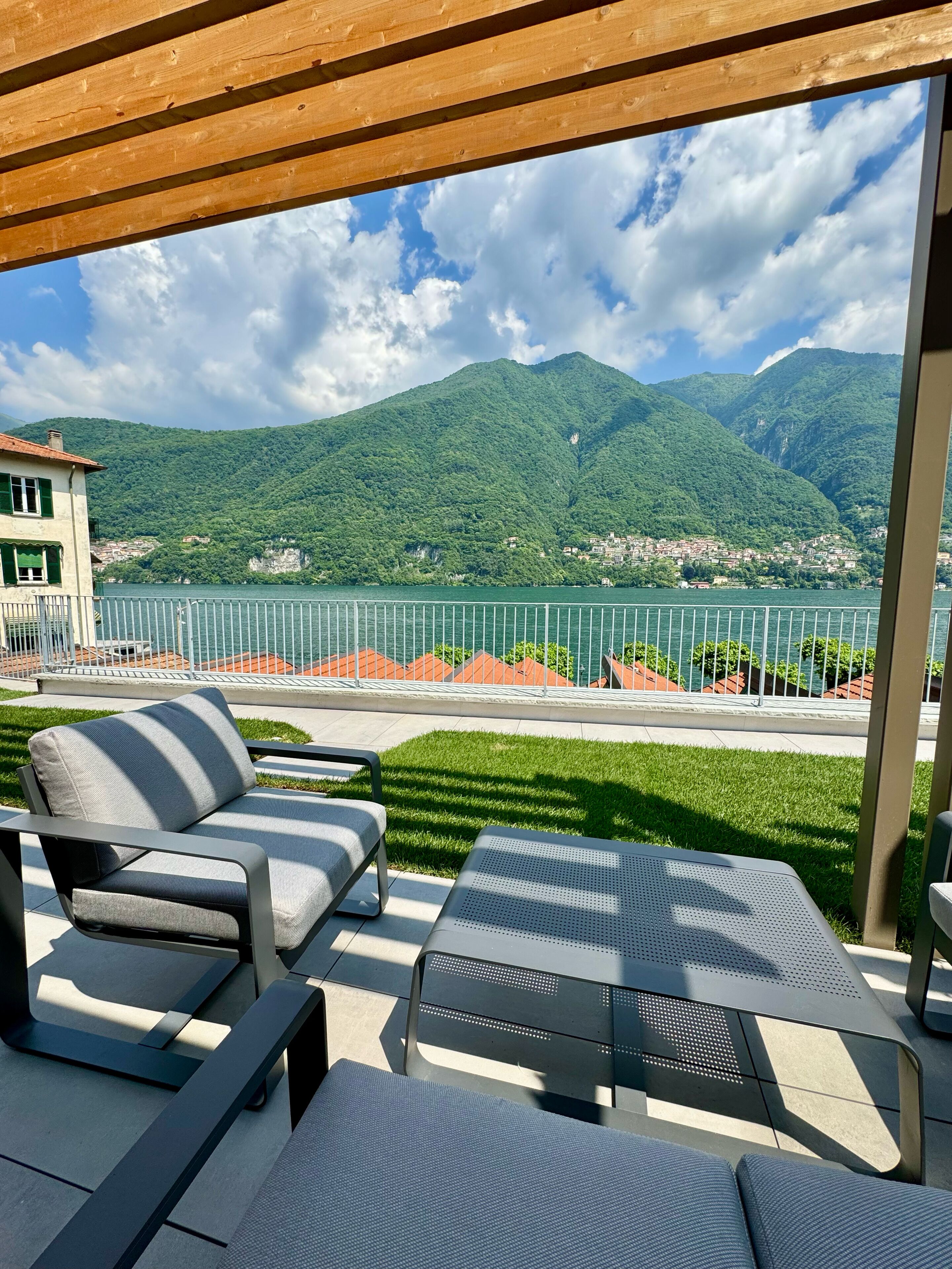 Deluxe-Suite, Seeblick | Terrasse/Patio