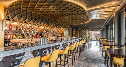 Leonardo Hotel London Aldgate - formerly Hotel Saint