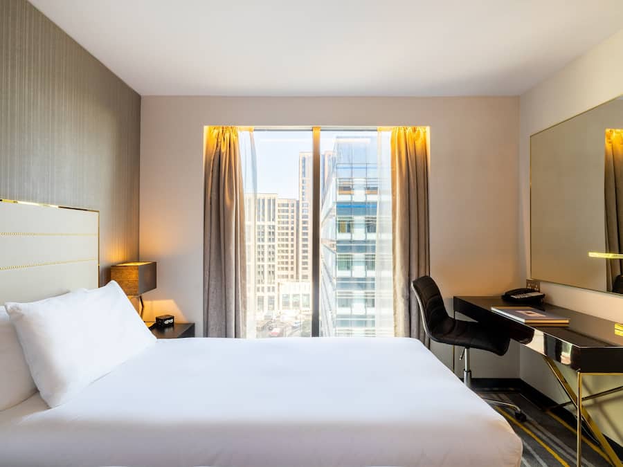 Hypo-allergenic bedding, in-room safe, desk, soundproofing