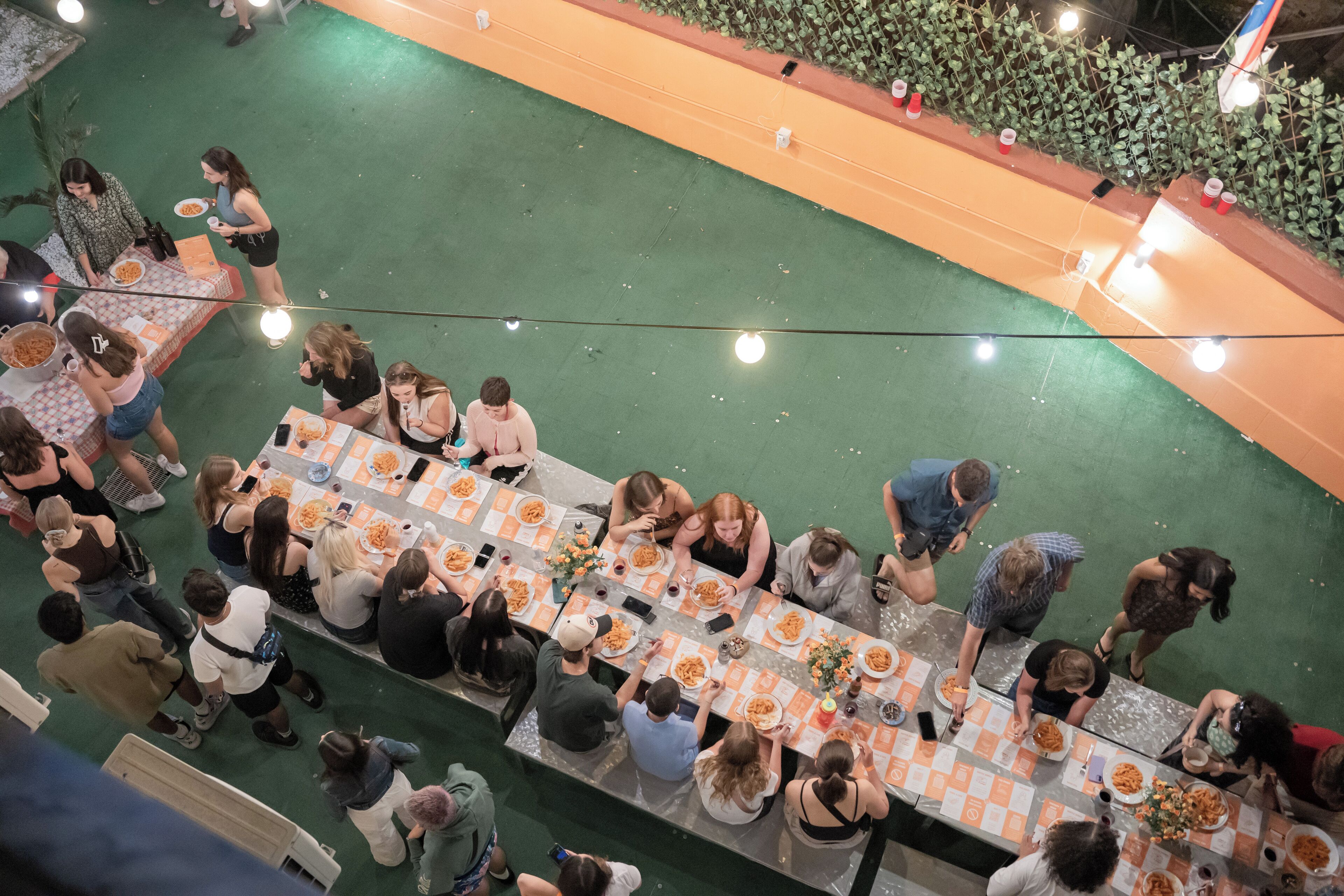 Foto - Naples Experience Hostel - Age Limit 18-28