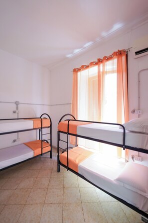 In-room safe, laptop workspace, blackout drapes, free WiFi