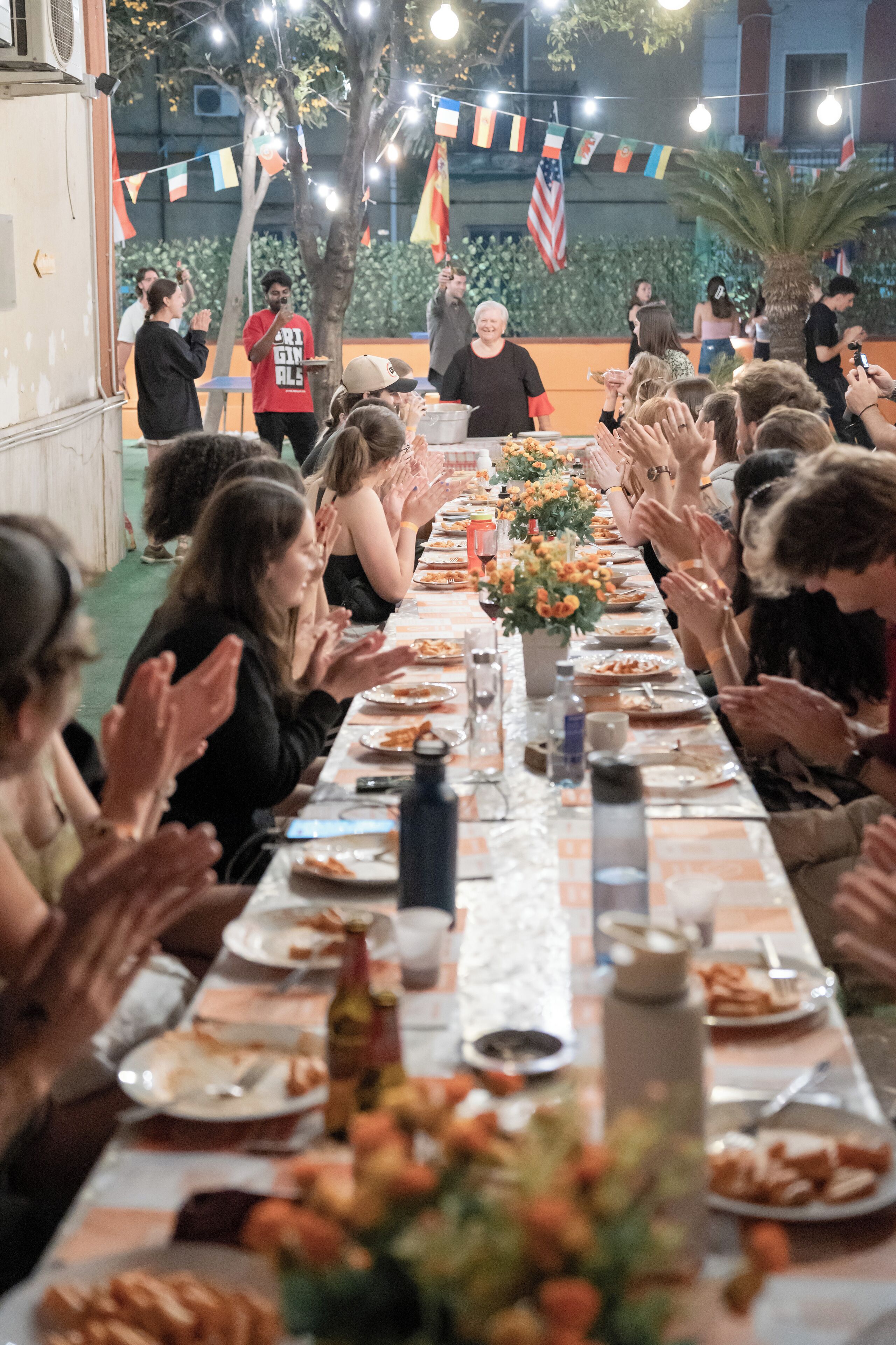 Foto - Naples Experience Hostel - Age Limit 18-28