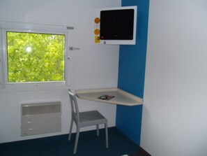 Desk, free WiFi, bed sheets