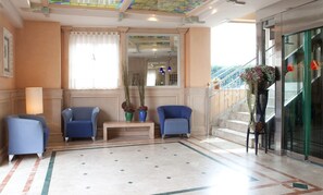 Lobby - Hotel Azofra (Burgos)