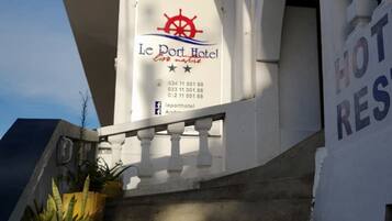 Entrée de l’hébergement
