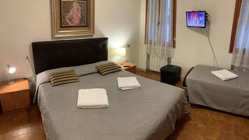 高档床上用品、遮光窗帘、隔音、免费 WiFi