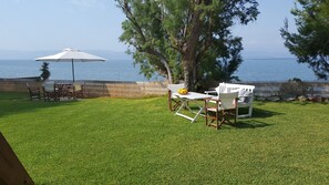 Villa, 5 Bedrooms, Sea View | 5 bedrooms, desk, iron/ironing board, free cribs/infant beds - Villa Aggeliki (Eretria)