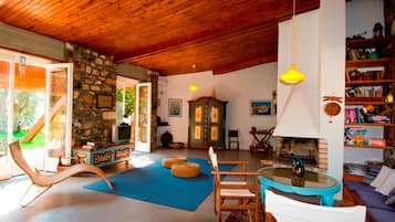Villa, 5 Bedrooms, Sea View | Living area | Flat-screen TV, fireplace, DVD player, ping pong