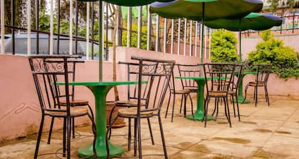 Meru Safari Hotel