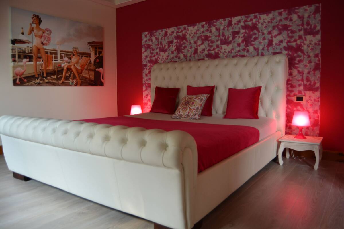 Habitación doble superior | Sistema de insonorización, wifi gratis, decoración individual