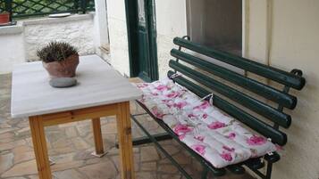 Maison Familiale, vue cour intérieure | Terrasse/Patio