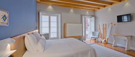 Studio (2) | Hypo-allergenic bedding, desk, iron/ironing board, free WiFi